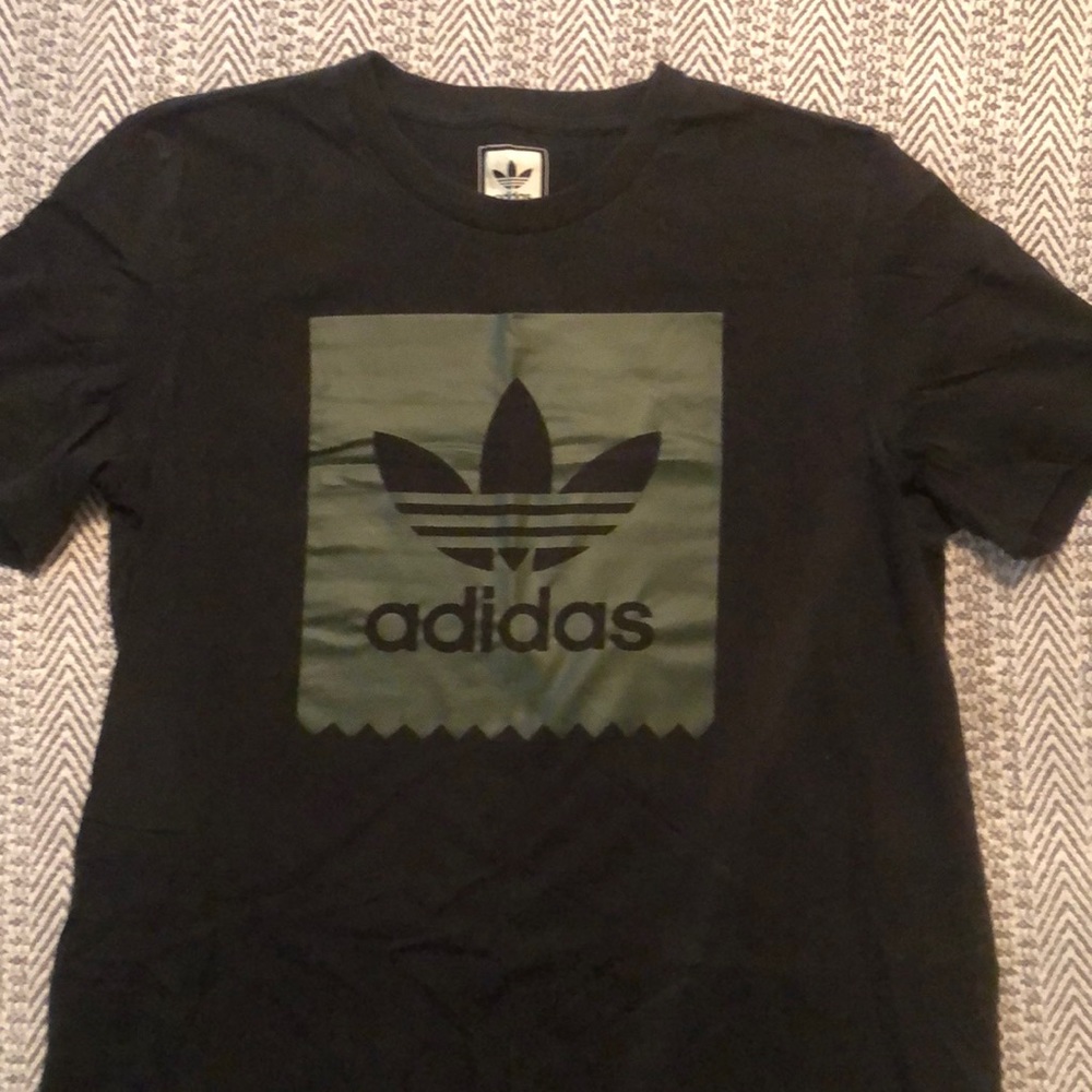 Adidas T-shirt